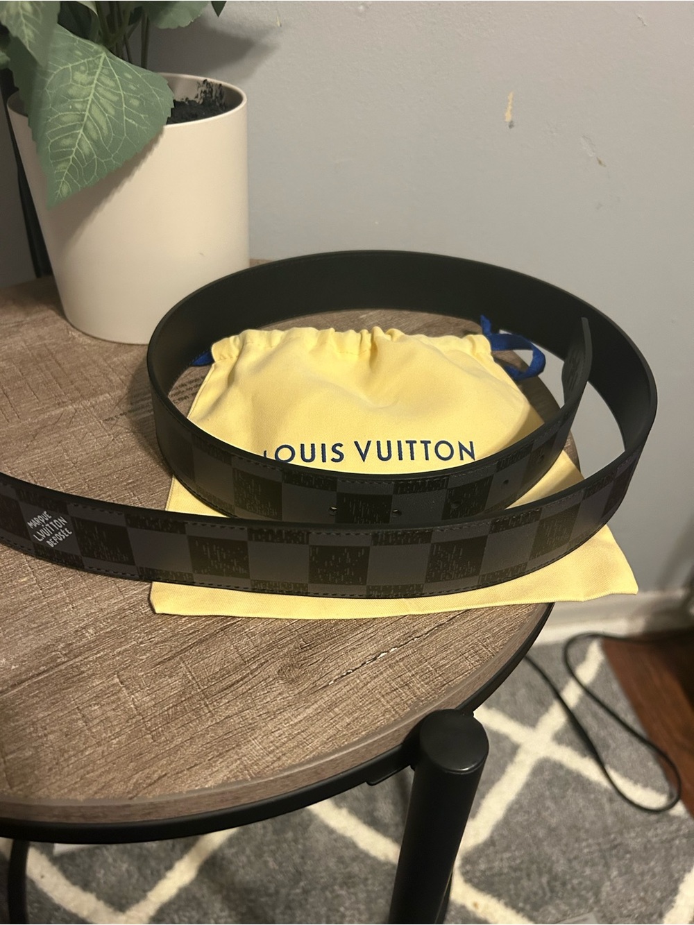 Louis Vuitton Men's Damier Graphite Reversible Belt - Black